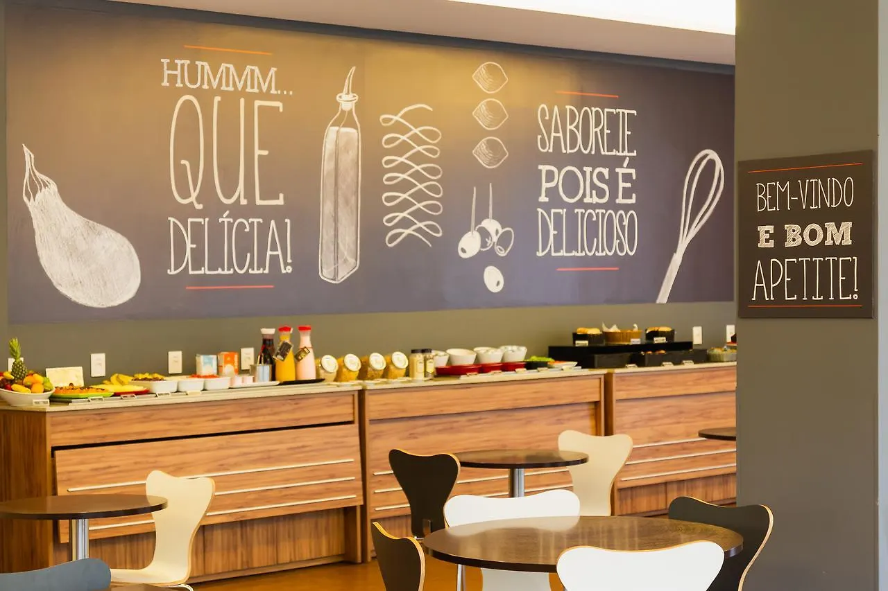 Ibis Canoas Shopping Hotel